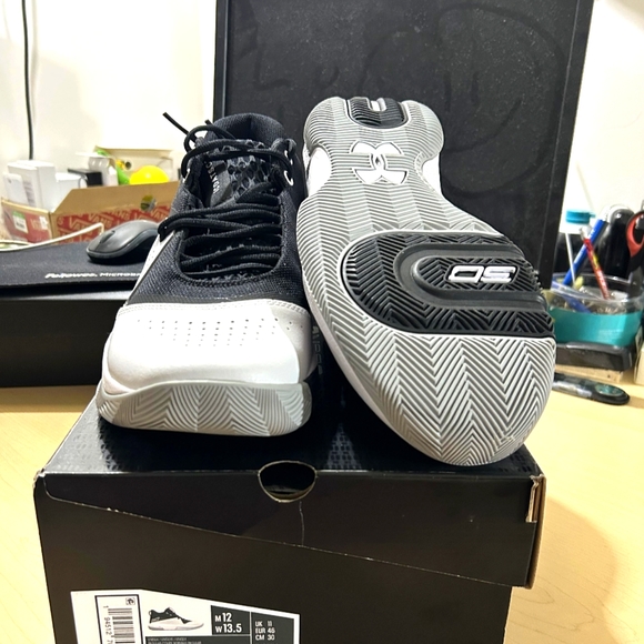 UNDER ARMOUR SC30 - Picture 3 of 3